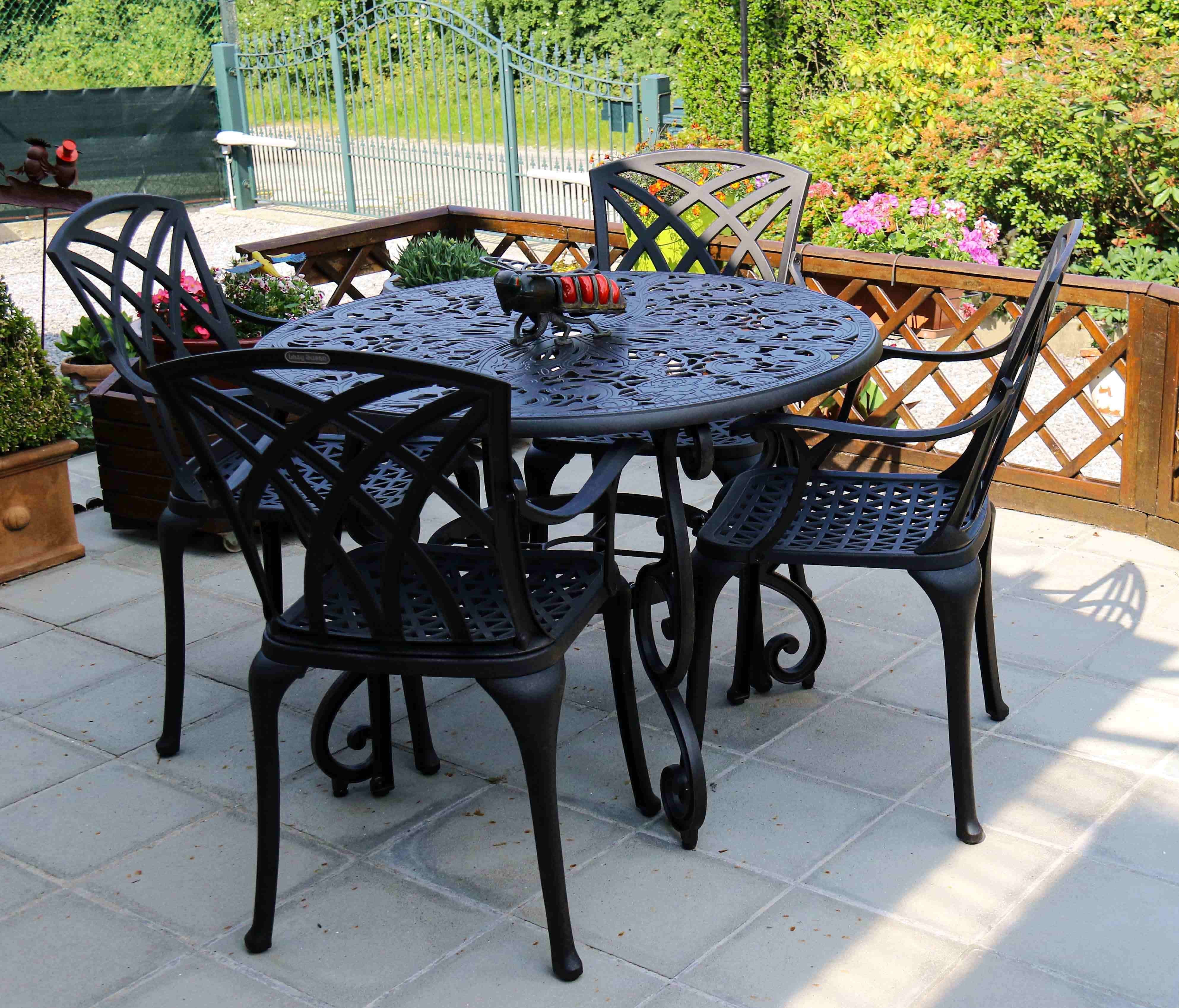 Flora Table 4 Seater Set - Antique Bronze - Image 8